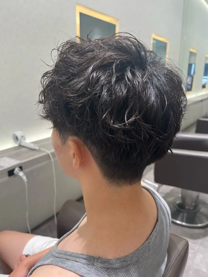 パーマ メンズ メンズパーマ スパイラルパーマ 吉見 涼のヘアスタイル