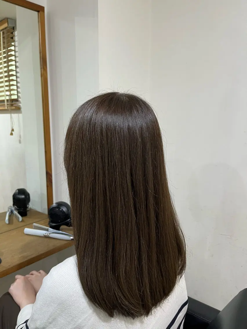 セミロング カラー ヘアカラー トリートメント ✨🎨ブリーチなし 透明感カラー✨美友のヘアスタイル