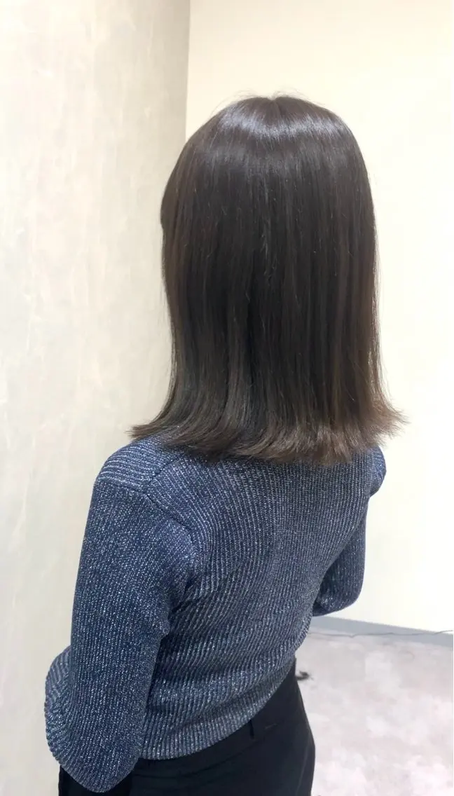 ミディアム カラー ブリーチ ブルーカラー 透明感カラー グレージュ ブリーチなしカラー 癖毛改善縮毛矯正 /中山なかやまのヘアスタイル