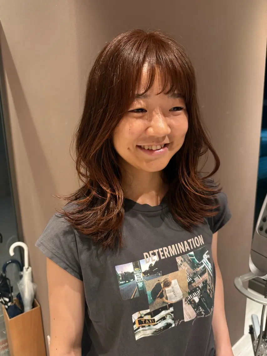ミディアム くびれヘア レイヤーカット カット ヘアカラー トリートメント Lien.テラダ 各務原スタイリストのヘアスタイル
