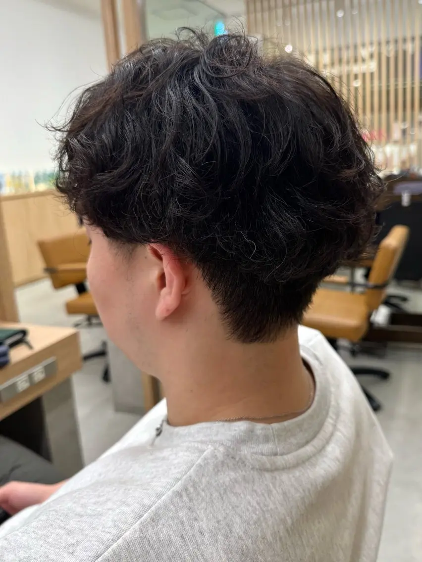 ミディアム パーマ メンズ ミディアムパーマ メンズパーマ スパイラルパーマ カット パーマ けー すけのヘアスタイル