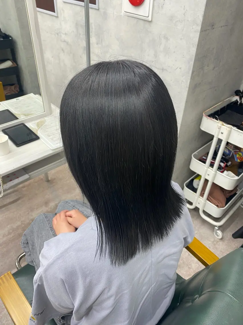 ミディアム パーマ カット 縮毛矯正 limitみづき🌙 レイヤーカットのヘアスタイル