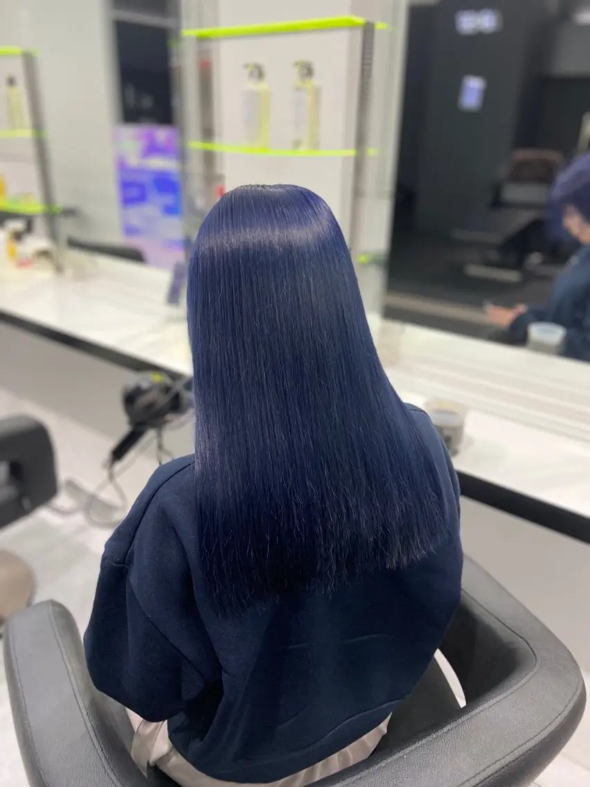 ロング カラー ヘアアレンジ カット ヘアカラー トリートメント ヘアセット レイヤー×透明感カラ ーHAYATOのヘアスタイル