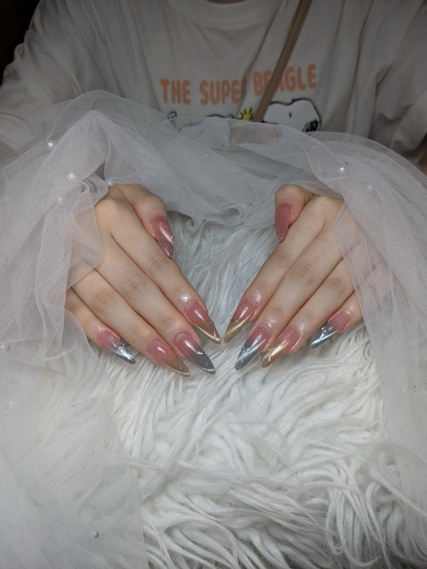 ネイル Queen Nail 柏店 クイーンネイルのネイルデザイン