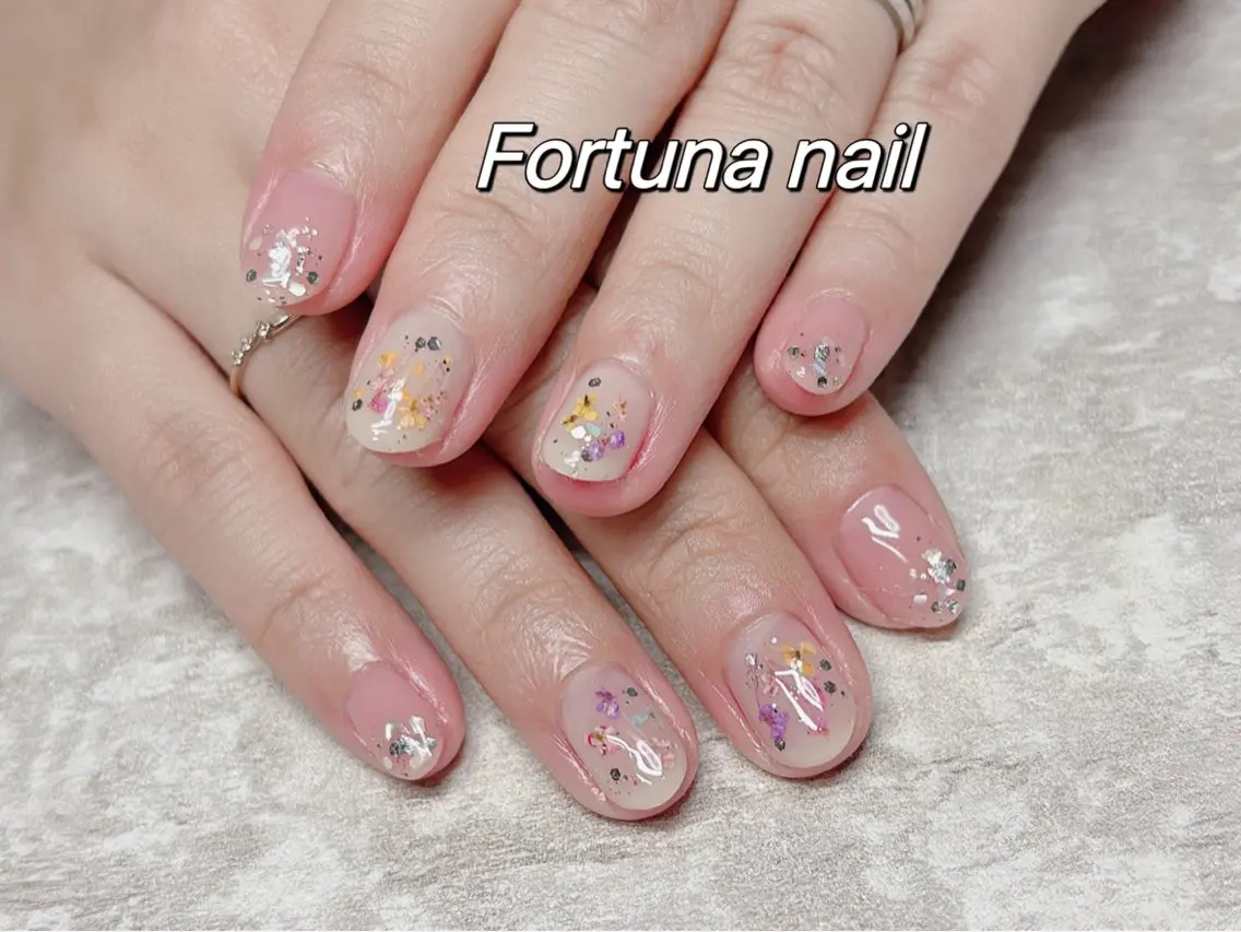 ネイル Nail •Head スパFortunaのネイルデザイン