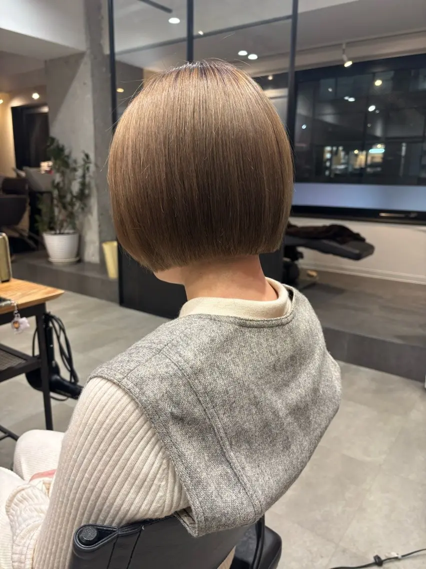 ショート ボブ 心斎橋/透明感カラー 🫧アサノハルカのヘアスタイル