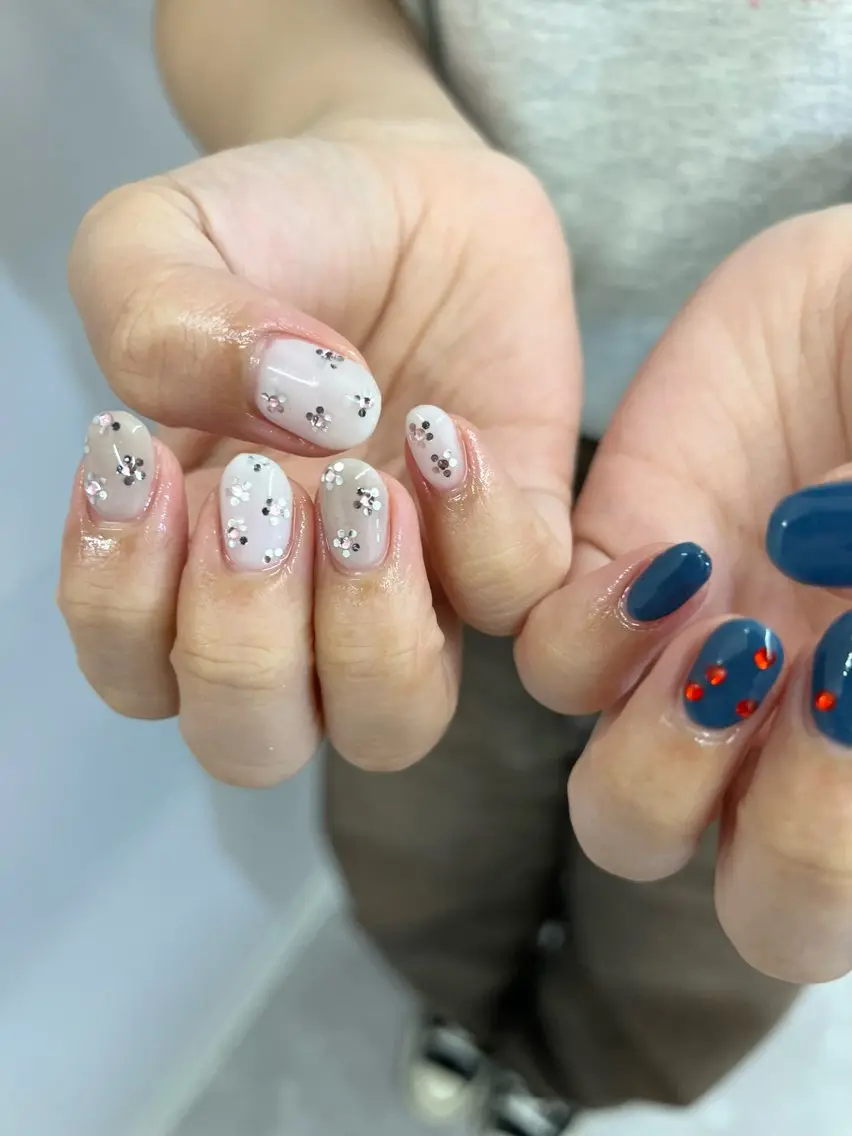 ネイル ジェルネイル マグネットネイル ネイビー ニュアンスネイル パラジェル ハンドネイル ハンドケア Bana_ Nailのネイルデザイン