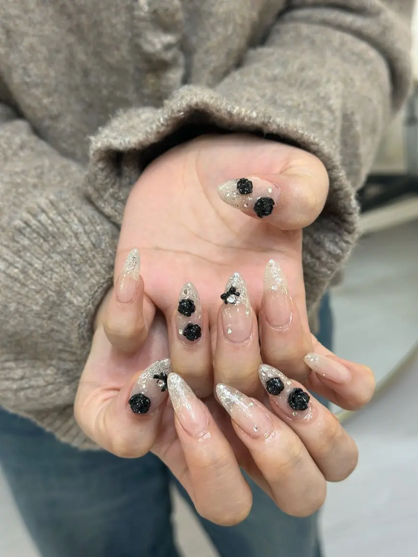 ネイル Elegancia. Hiromiのネイルデザイン