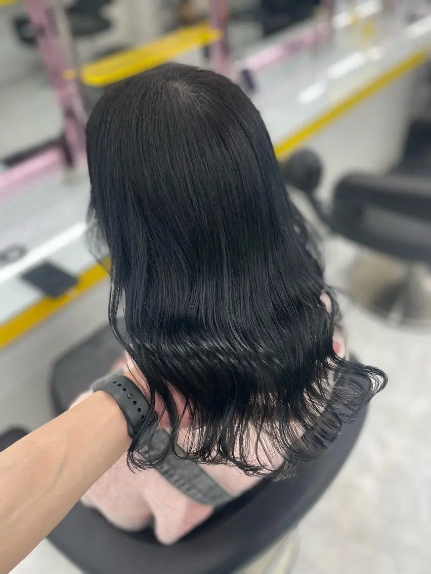 ミディアム カラー ヘアアレンジ ヘアカラー トリートメント ヘアセット 【透明感×レイヤー】 🍃RIKU🍃のヘアスタイル
