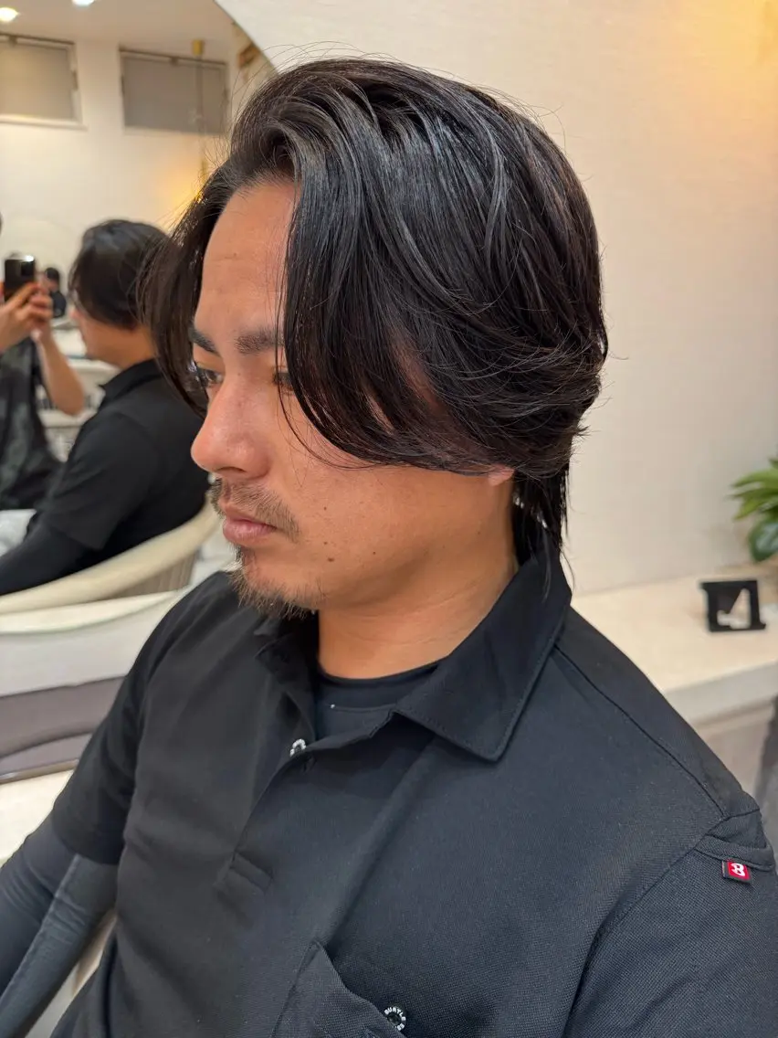 ミディアム メンズ ミディアムパーマ フェザーパーマ メンズパーマ カット パーマ 伴藤 寿男のヘアスタイル