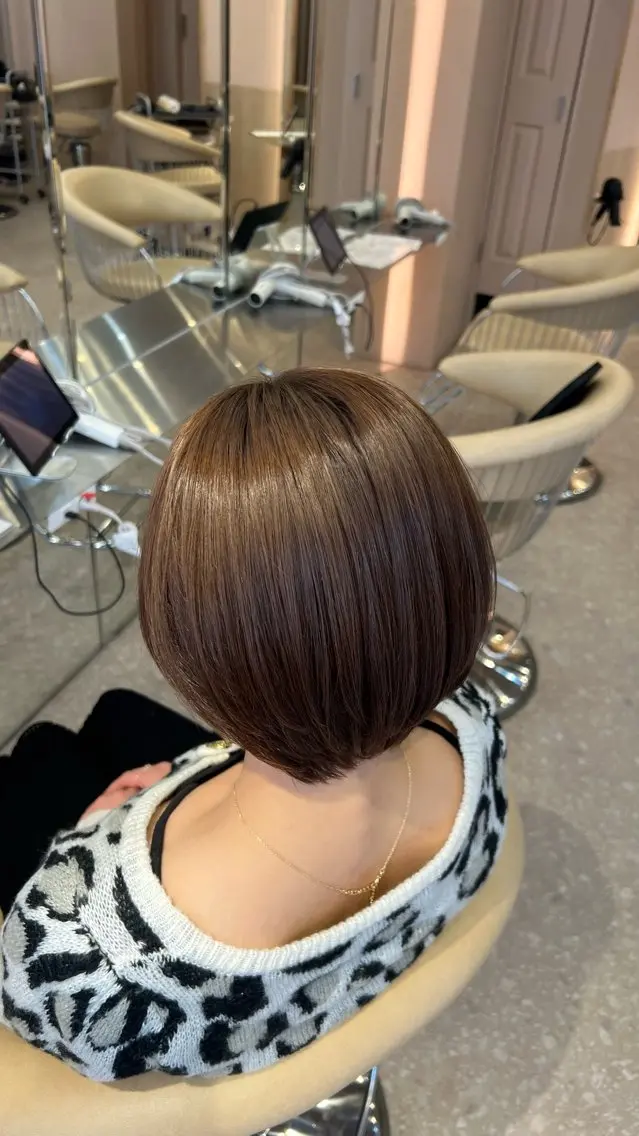 ショート カラー ヘアカラー トリートメント 💚 AKI 💚のヘアスタイル