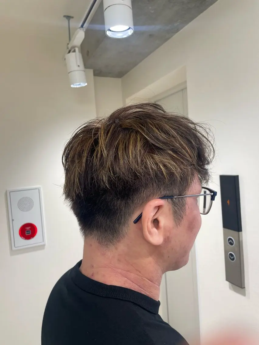 カラー メンズ NaVIユウジ 透明感カラーのヘアスタイル