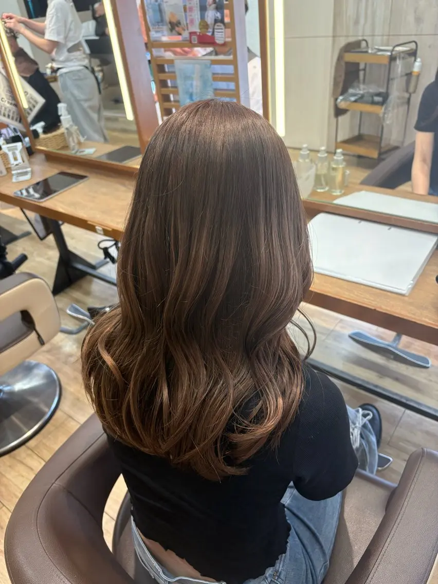 ロング カラー ヘアカラー 透明感カラー 🧚‍♂️さえのヘアスタイル