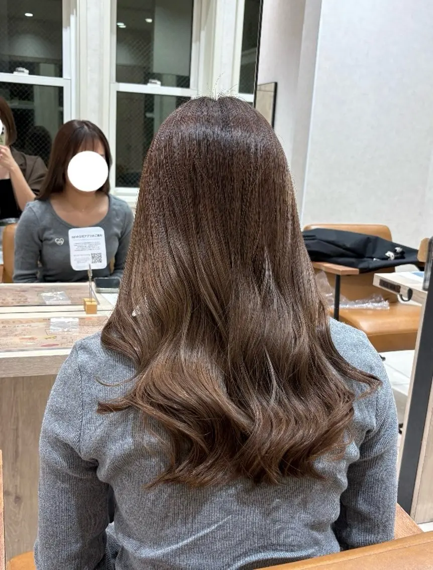 セミロング カラー カット ヘアカラー トリートメント 透明感カラー🌿 moeのヘアスタイル