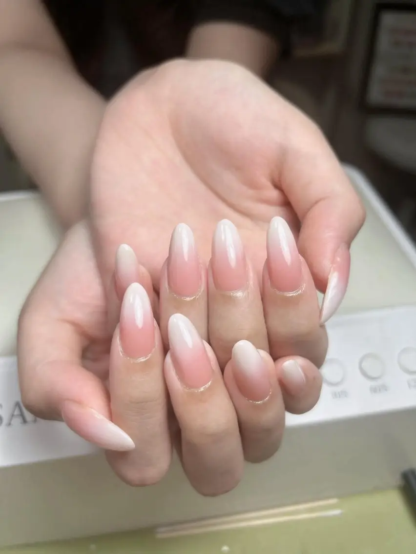 ネイル ハンドネイル Swan Nail Salonのネイルデザイン