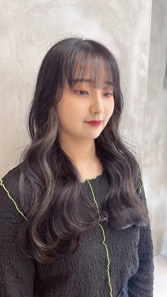 ロング アッシュ ✨️🧸elima調 布Reika🧸✨️のヘアスタイル