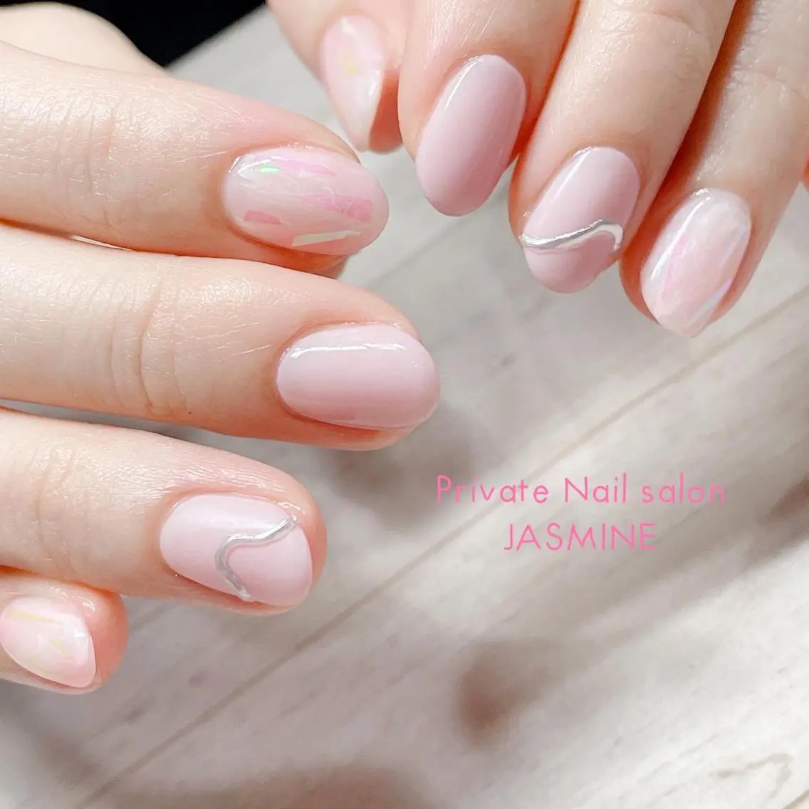 ネイル ミラーネイル ニュアンスネイル ピンク Nail salon JASMINEのネイルデザイン