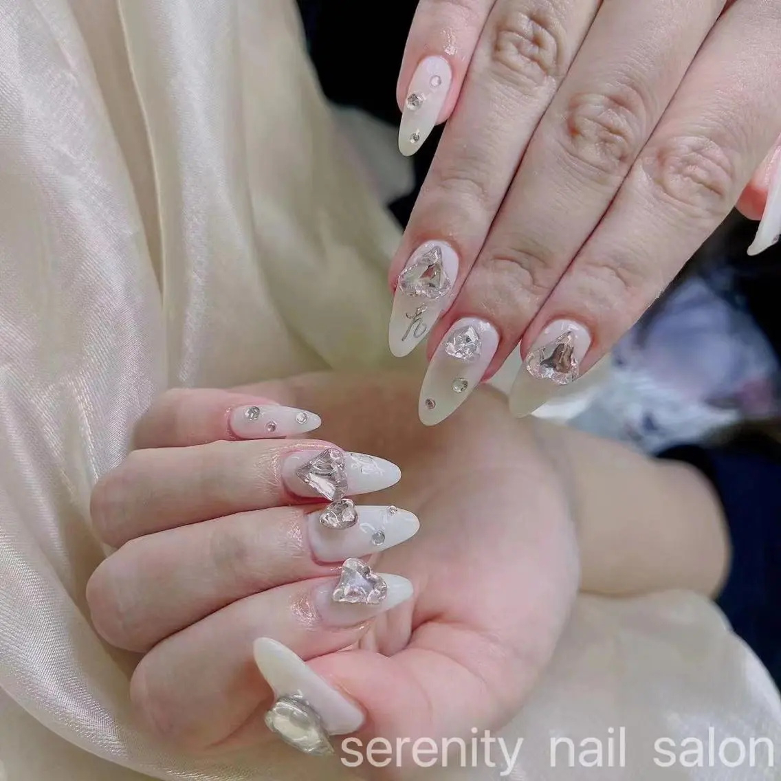 ネイル ハンドネイル ハンドケア ✨Serenity Nail salonのネイルデザイン
