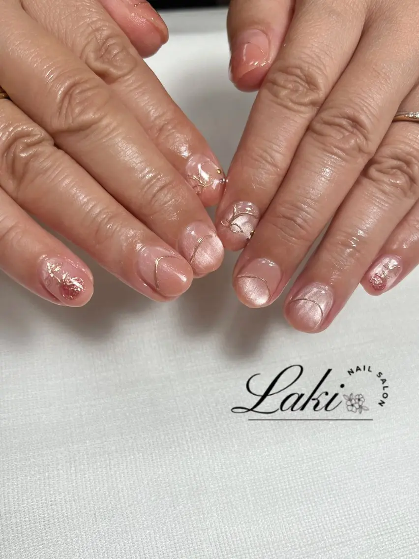 ネイル ハンドネイル Laki nailのネイルデザイン