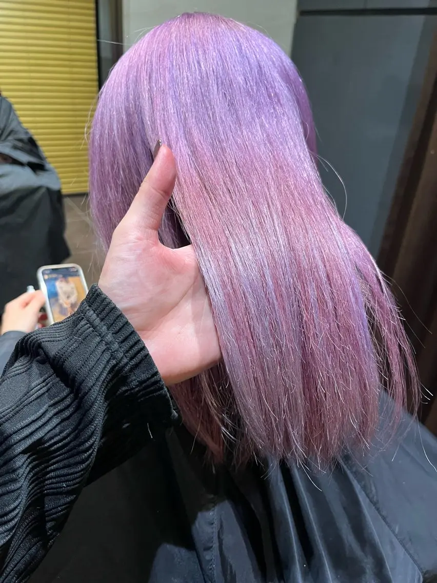 カラー アッシュ ベージュカラー 黒髪 ブリーチ ブルーカラー 透明感カラー✨🩵 韓国ヘアkanatoのヘアスタイル