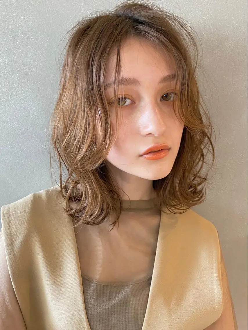 🌈カット+透明感ツヤカラー+キューティクル補修トリートメント 【平日限定】の写真