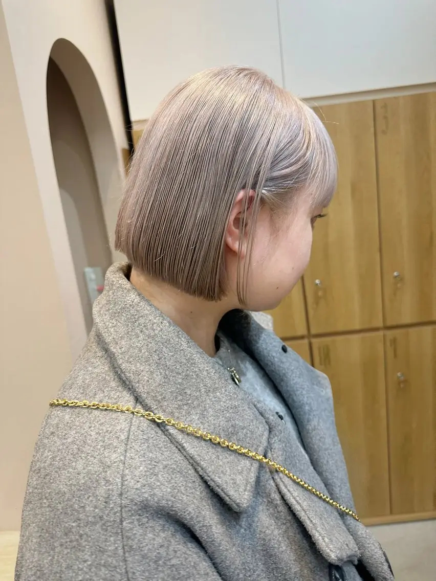 ショート カラー ハイトーンカラー ボブ ❤️アヤカ レイヤーカット❤️のヘアスタイル