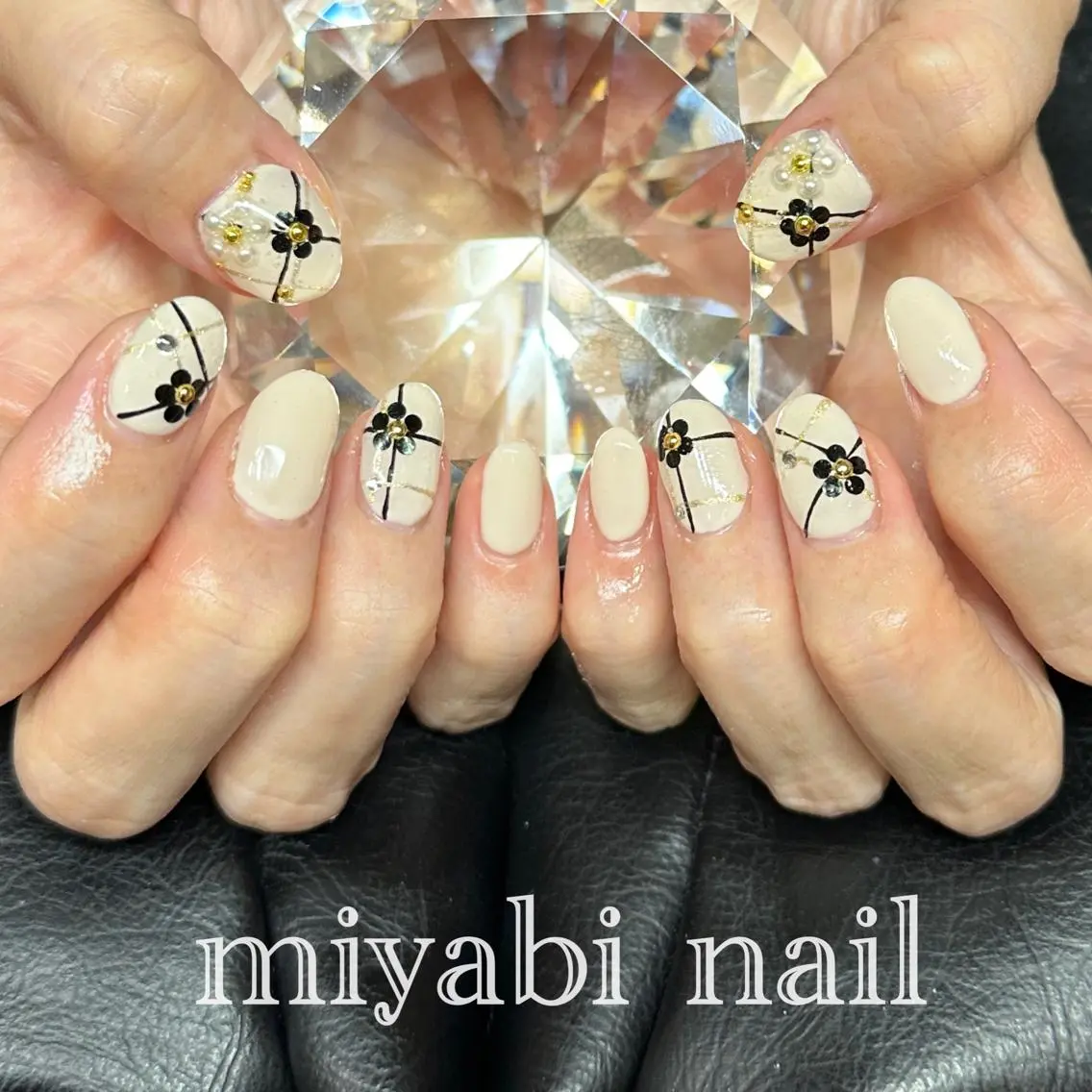 ネイル アートネイル フラワーネイル ジェルネイル 持ち込み ハンドネイル miyabi nail 桂川駅近くのネイルデザイン