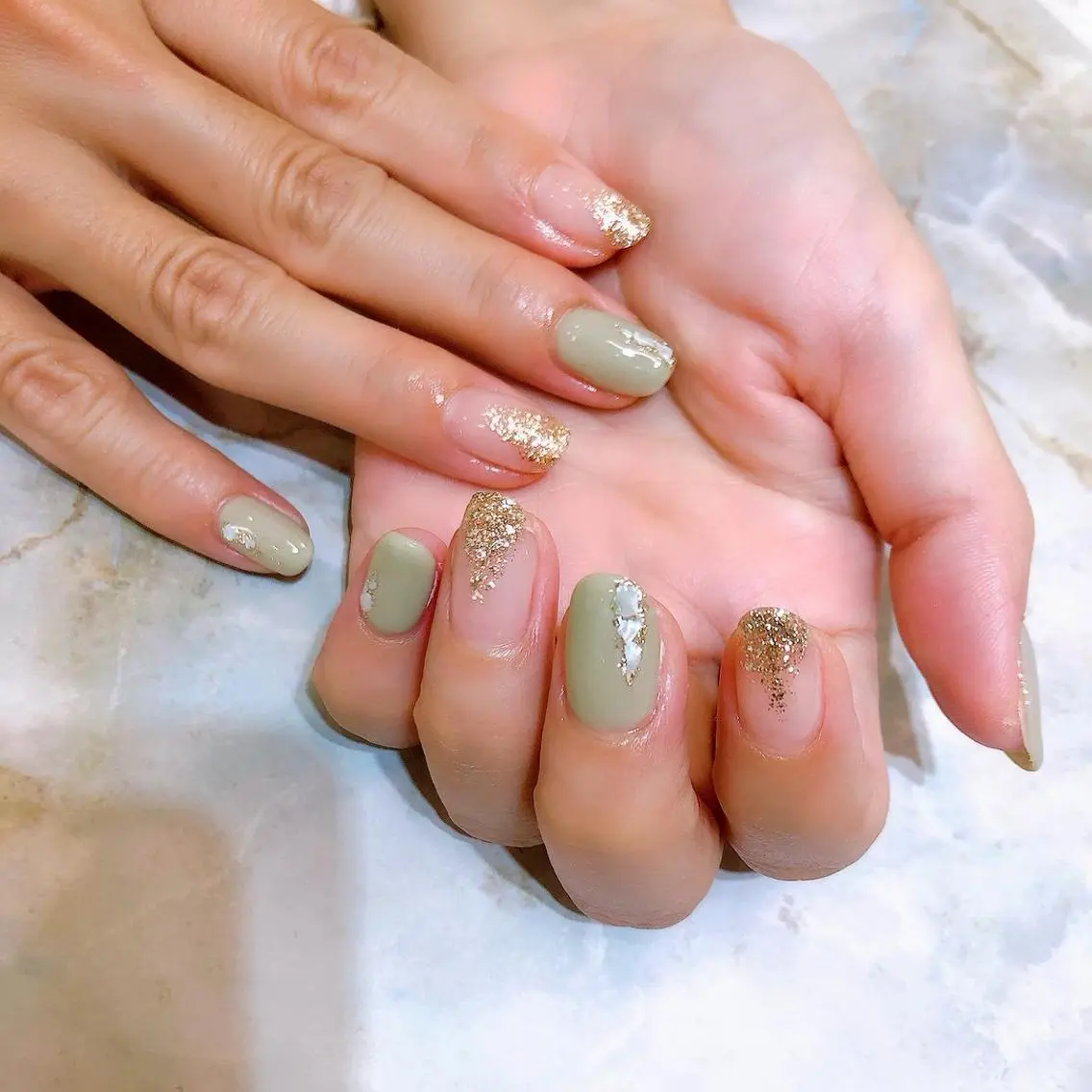ネイル アートネイル ジェルネイル キラキラネイル オフィスネイル ショートネイル 🧸 Emiri🫧のマツエク・マツパデザイン