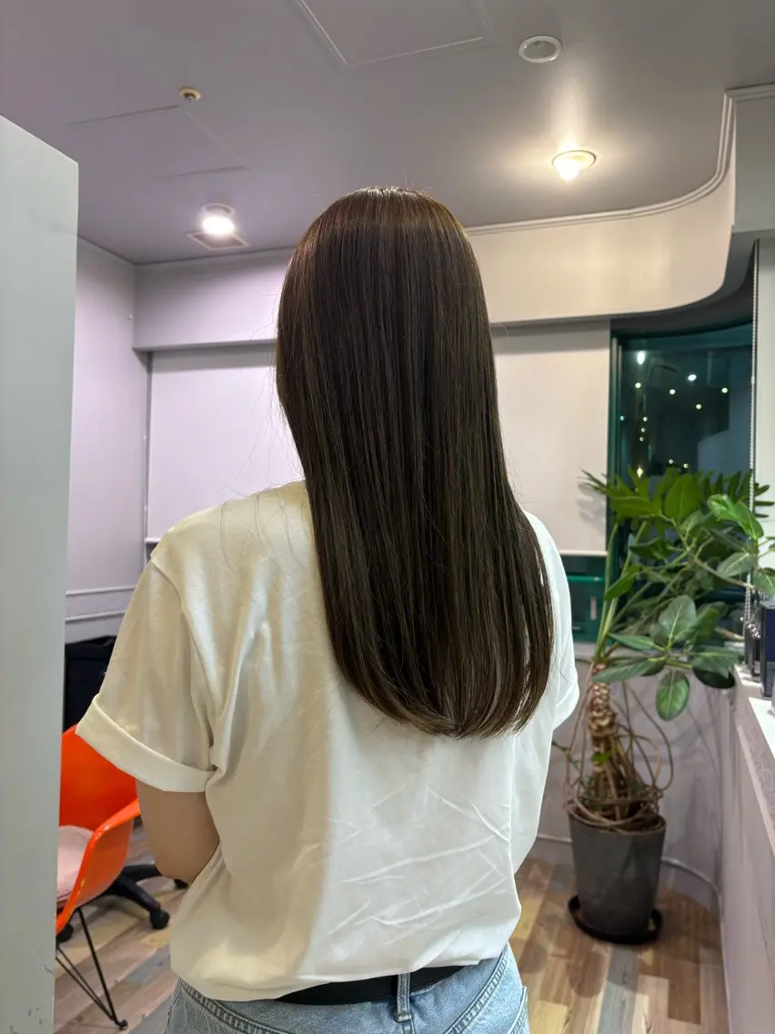 ロング 谷口 水涼のヘアスタイル