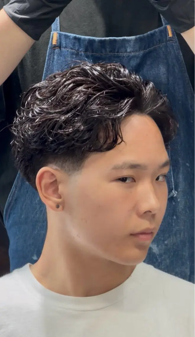 ショート パーマ メンズ カット パーマ メンズ特化！ Taiyo 🇺🇸のヘアスタイル