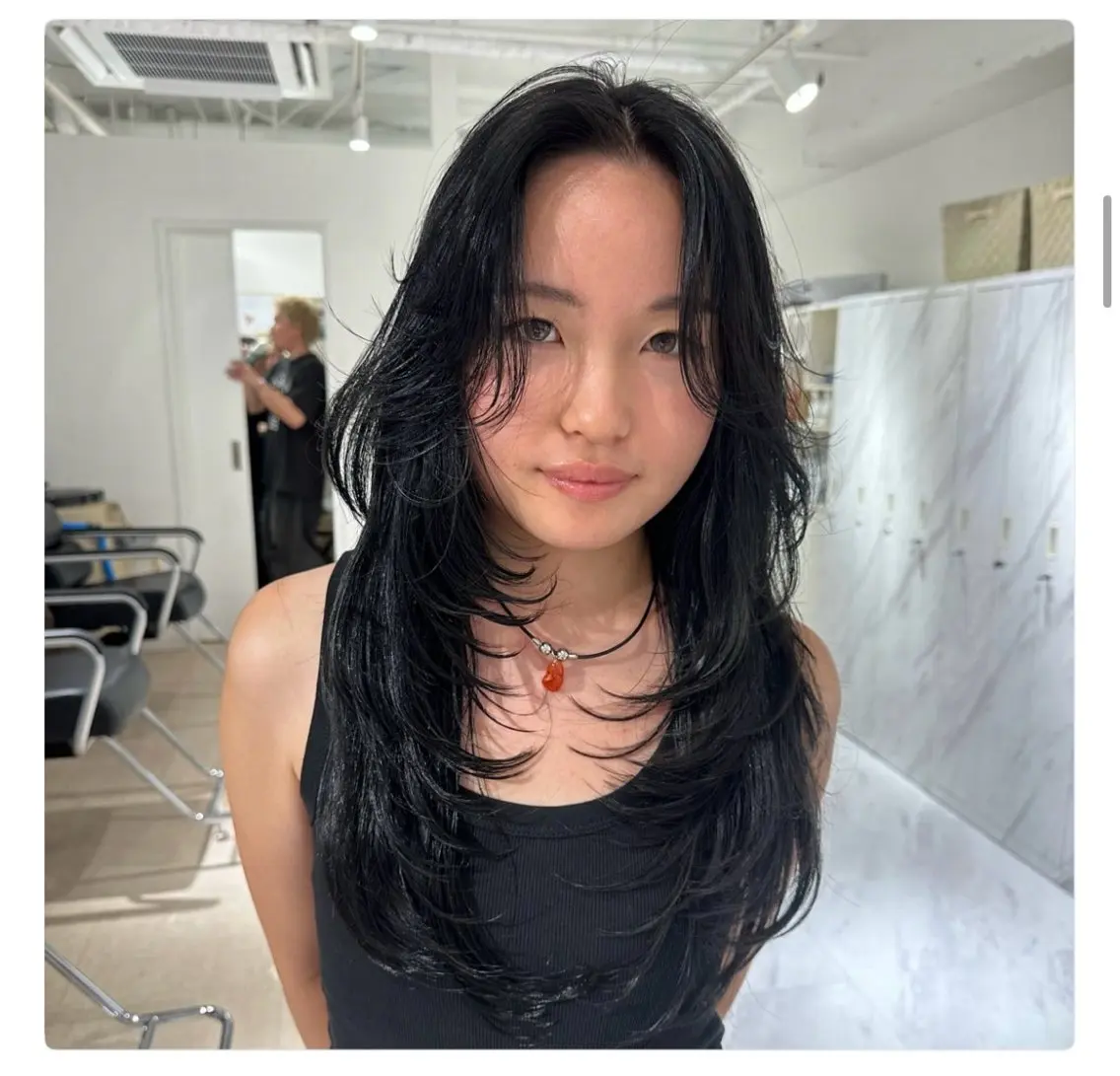 ロング 小倉 凜音のヘアスタイル