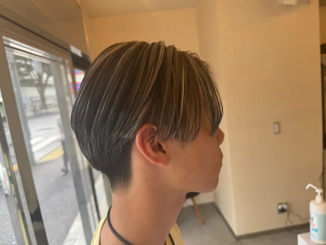 カラー メンズ 高円寺946 伊畑優希のヘアスタイル