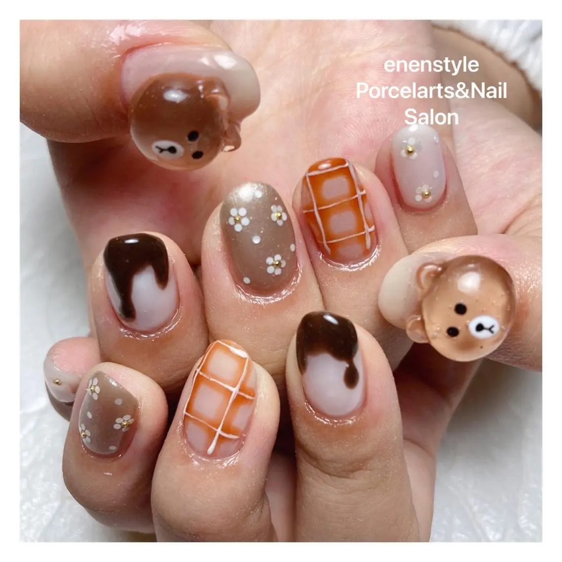 ミディアム ネイル 🐾enen style 🐾のネイルデザイン
