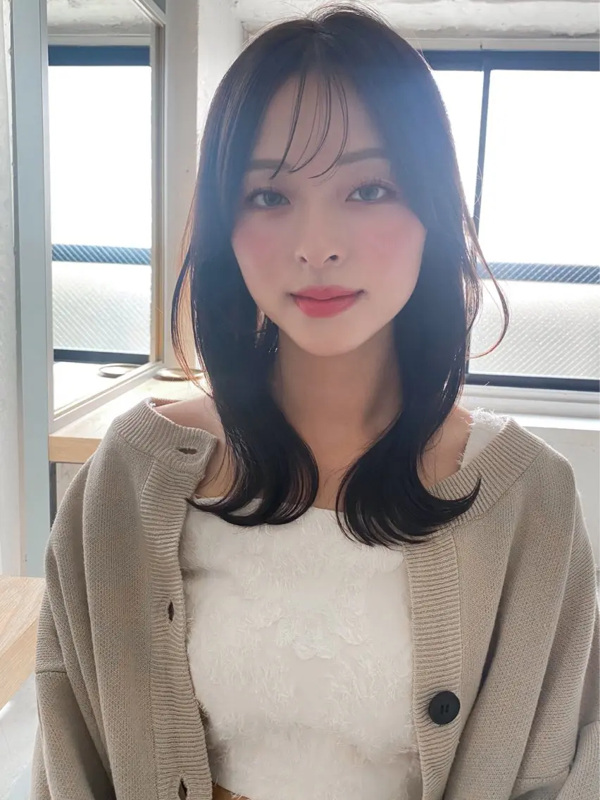 セミロング 勝河 怜楊のヘアスタイル