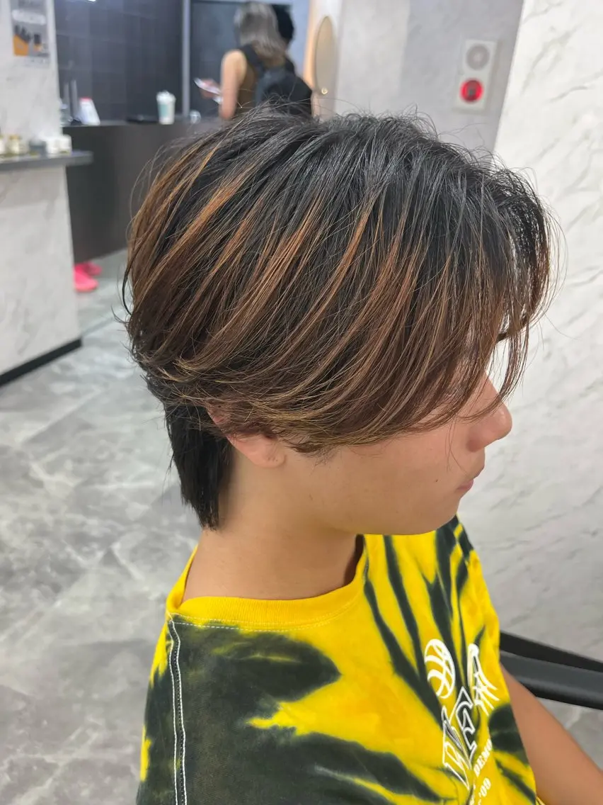 メンズ センターパート Seira 札幌メンズサロンのヘアスタイル