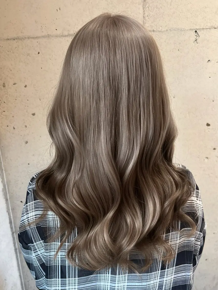 ８月限定✨✨ミルクティーベージュブリーチコース☕️🧋✨トリートメント付き❤️の写真