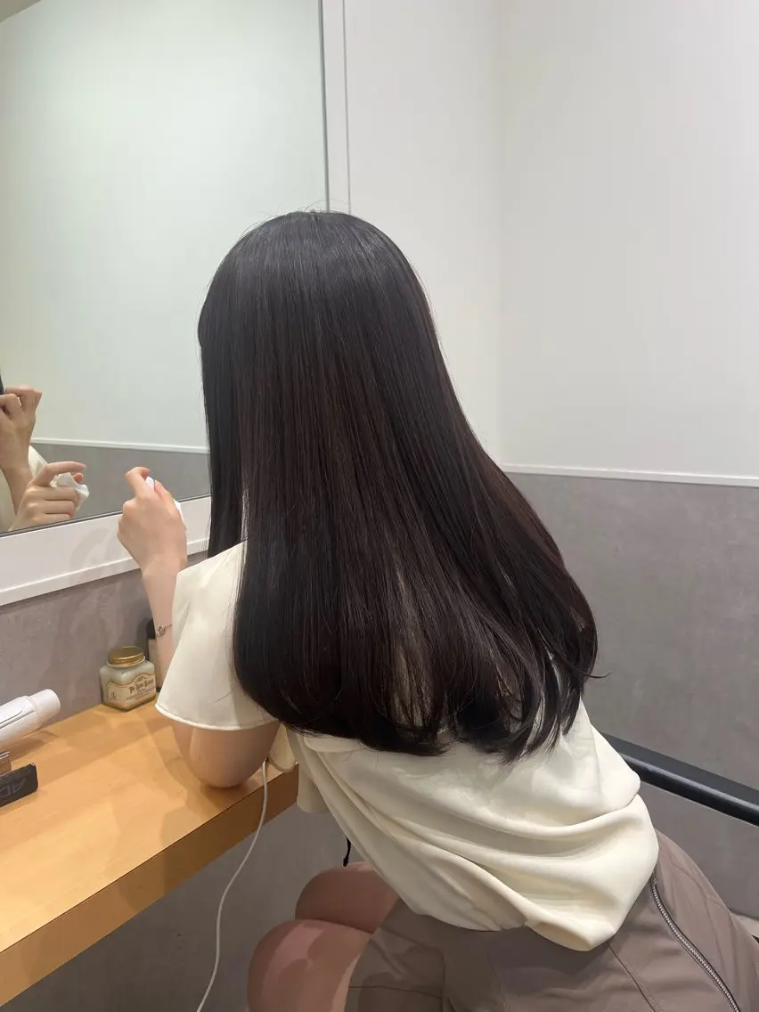 ロング カラー ヘアカラー トリートメント 𝒢𝒾𝓇𝓁𝓎 ⑅ 𝓎𝓊𝓀𝒶のヘアスタイル