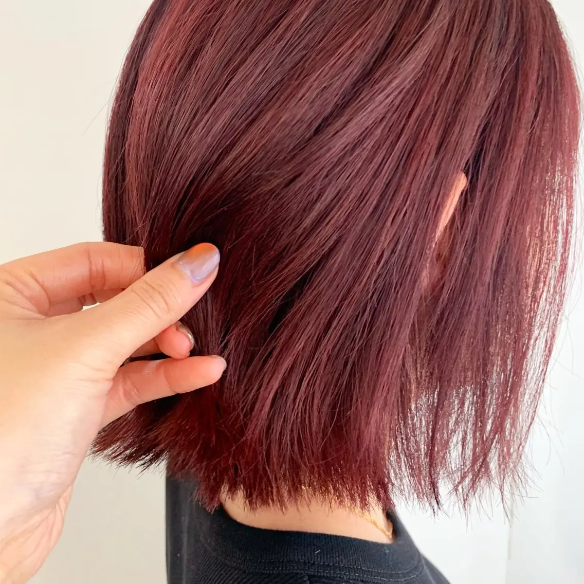 セミロング カラー パーマ ヘアアレンジ ブリーチ ボルドーカラー レッドカラー まろやかベージュ／ JOのヘアスタイル
