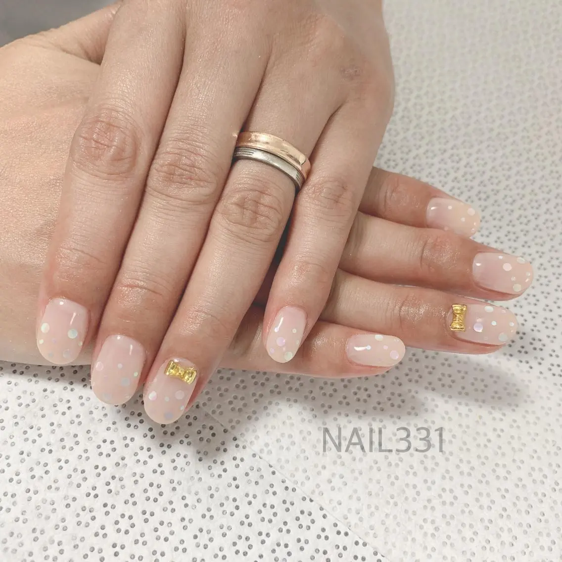 ネイル ドット Nail 331のネイルデザイン