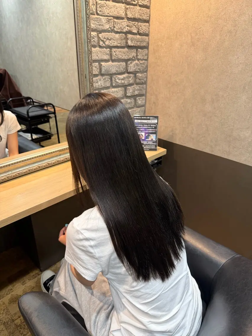 ロング カラー ヘアカラー 畑内 花凛のヘアスタイル