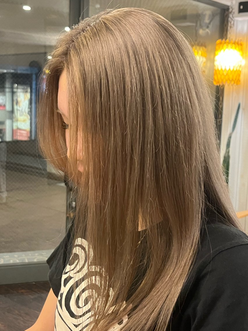 ロング カラー ヘアカラー 福井 大翔のヘアスタイル