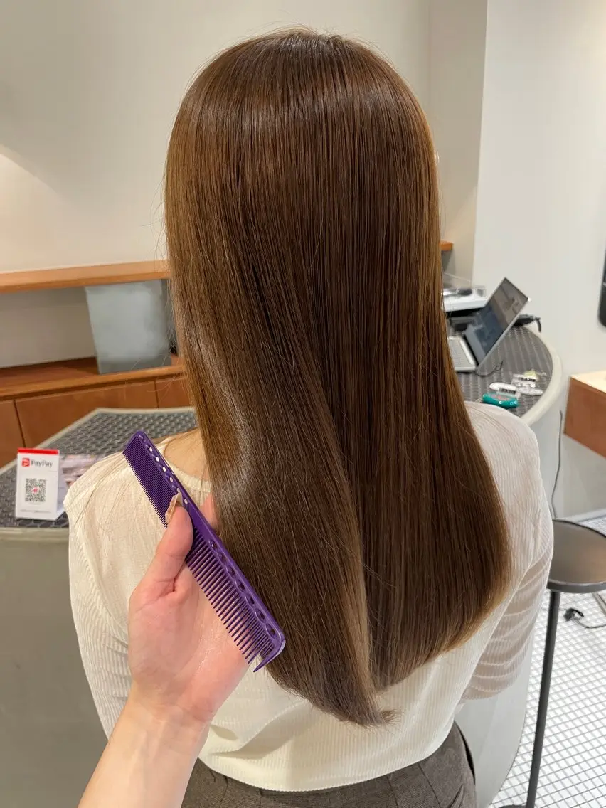 セミロング . chihiroのヘアスタイル