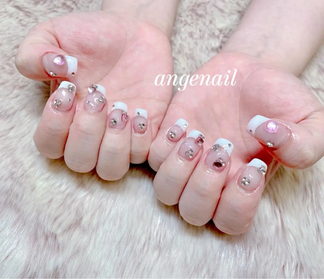 ネイル ハンドネイル オーナーネイリスト MAKIのネイルデザイン