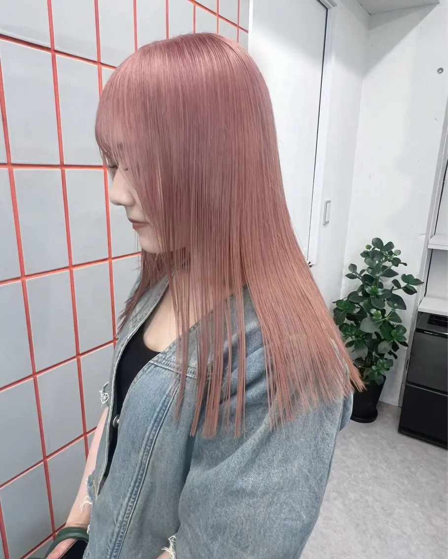 ロング カラー アッシュ ベージュカラー ブリーチ ブロンド ブロンドベージュ 💍モテる艶髪 透明感カラー💖のヘアスタイル