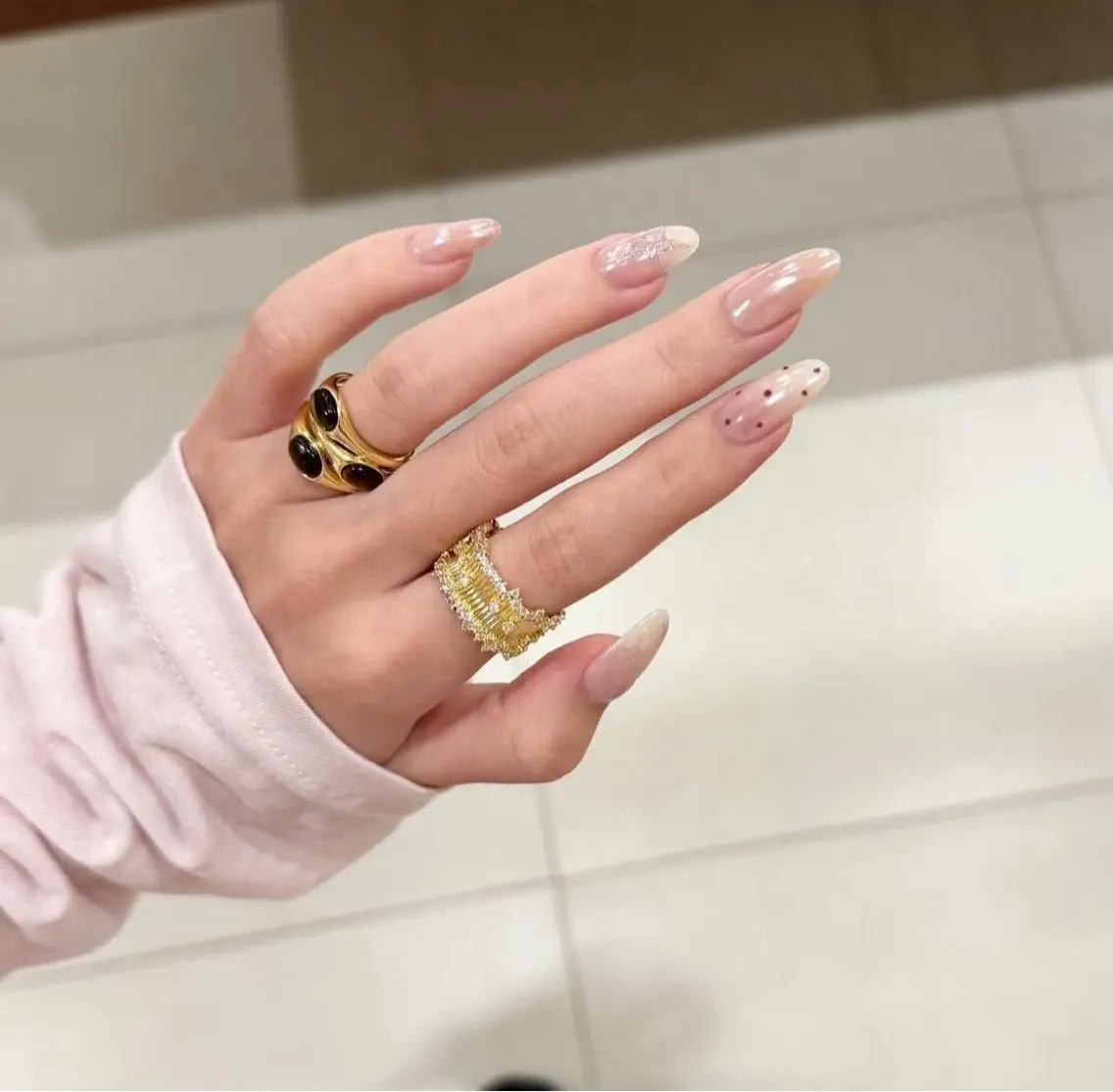 ネイル アートネイル 成人式 ジェルネイル ニュアンスネイル ネイルチップ Kora Nailのネイルデザイン