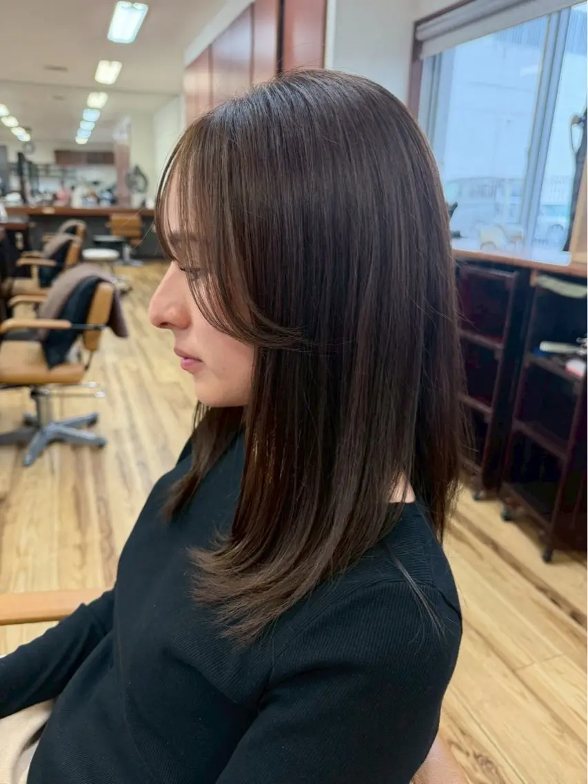 ミディアム ヘアカラー 赤嶺 雅姫のヘアスタイル