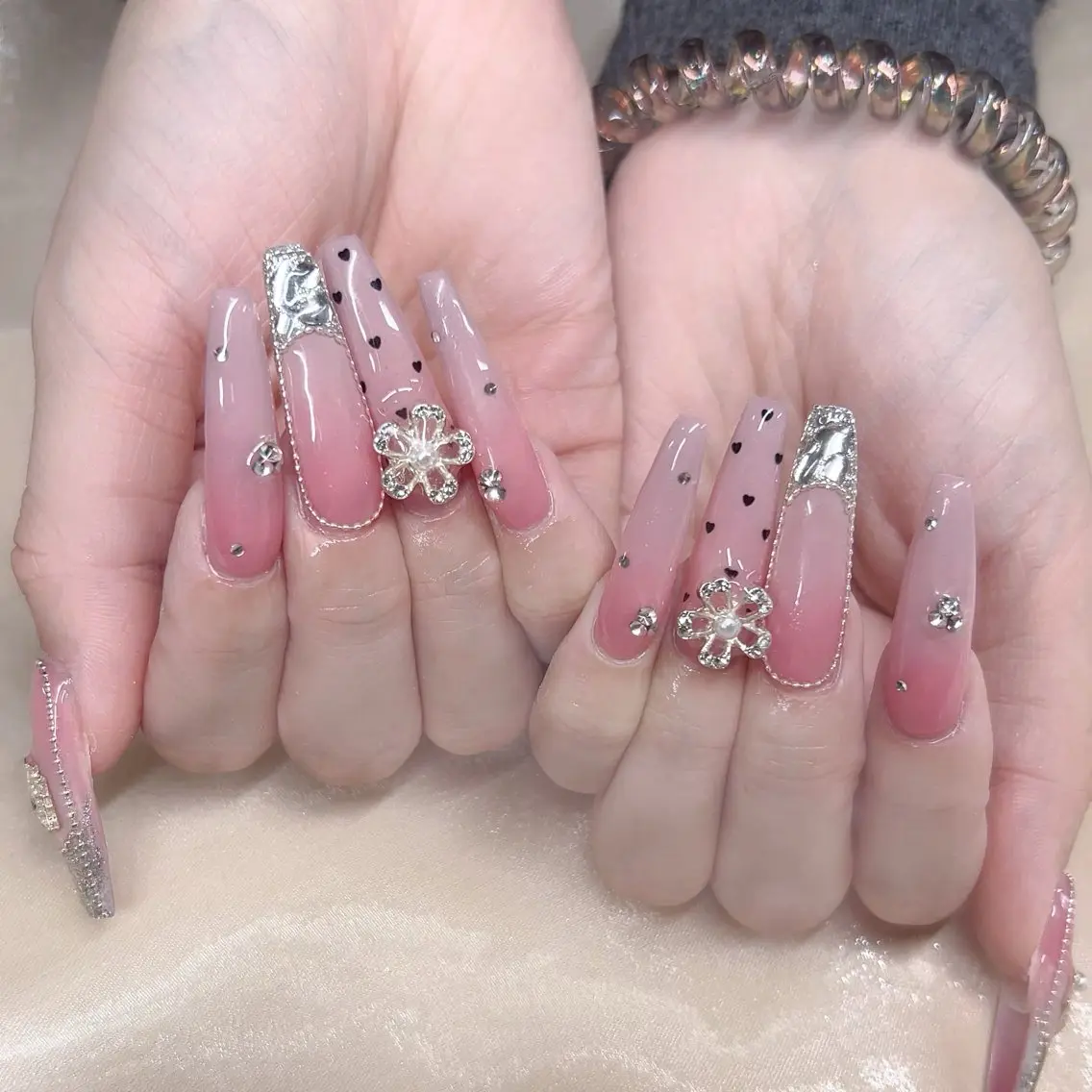 ネイル ハンドネイル NAILサロン 木にいるのネイルデザイン