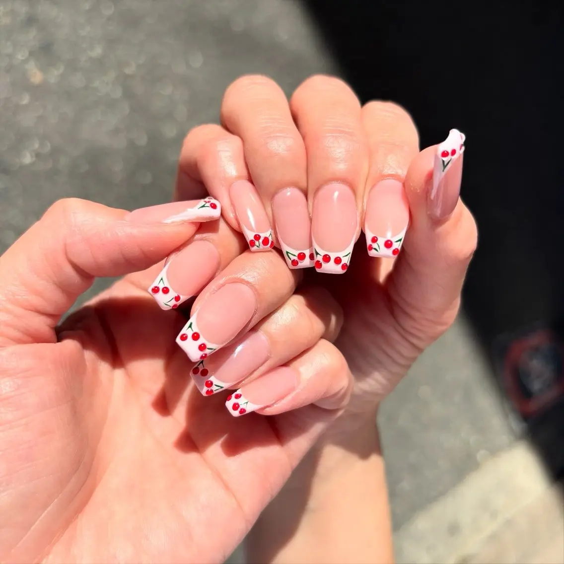 ミディアム ハンドネイル RIO NAILのネイルデザイン