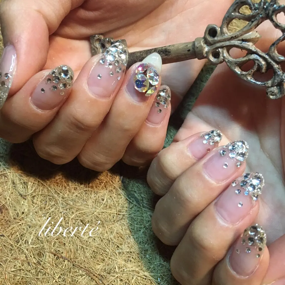 ネイル liberté (リベルテ)のネイルデザイン