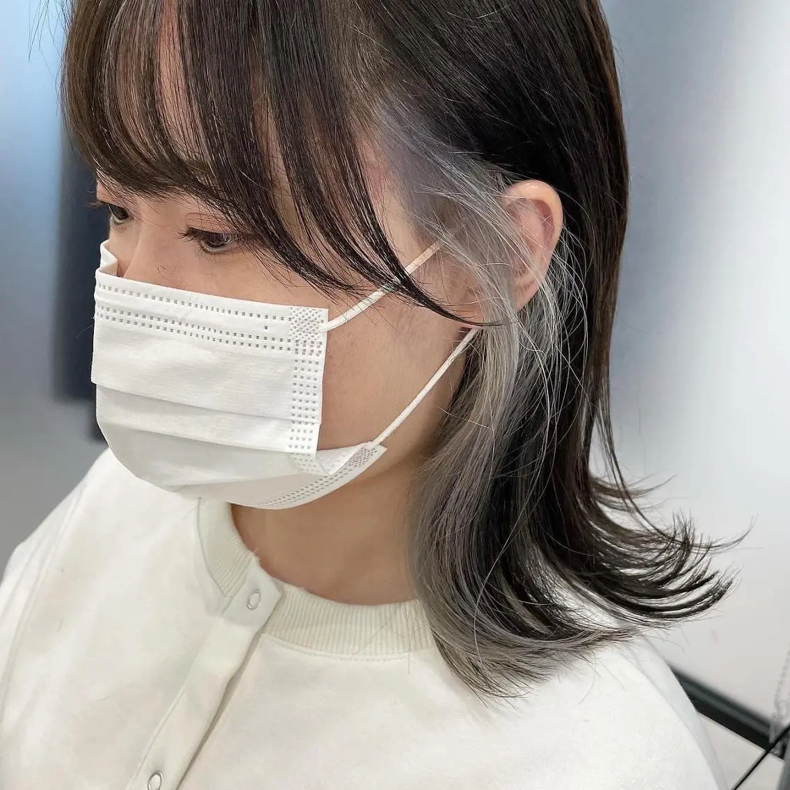セミロング カラー ハイライトカラー ハイライト 🎀ブリーチ ハイト ーン ♡Kanon♡のヘアスタイル